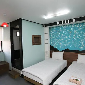 art-airport-guesthouse.jejukoreahotels.com/