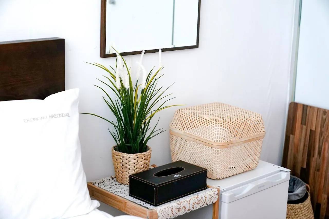 Ekonomy Haeundae Hostel Busan Südkorea